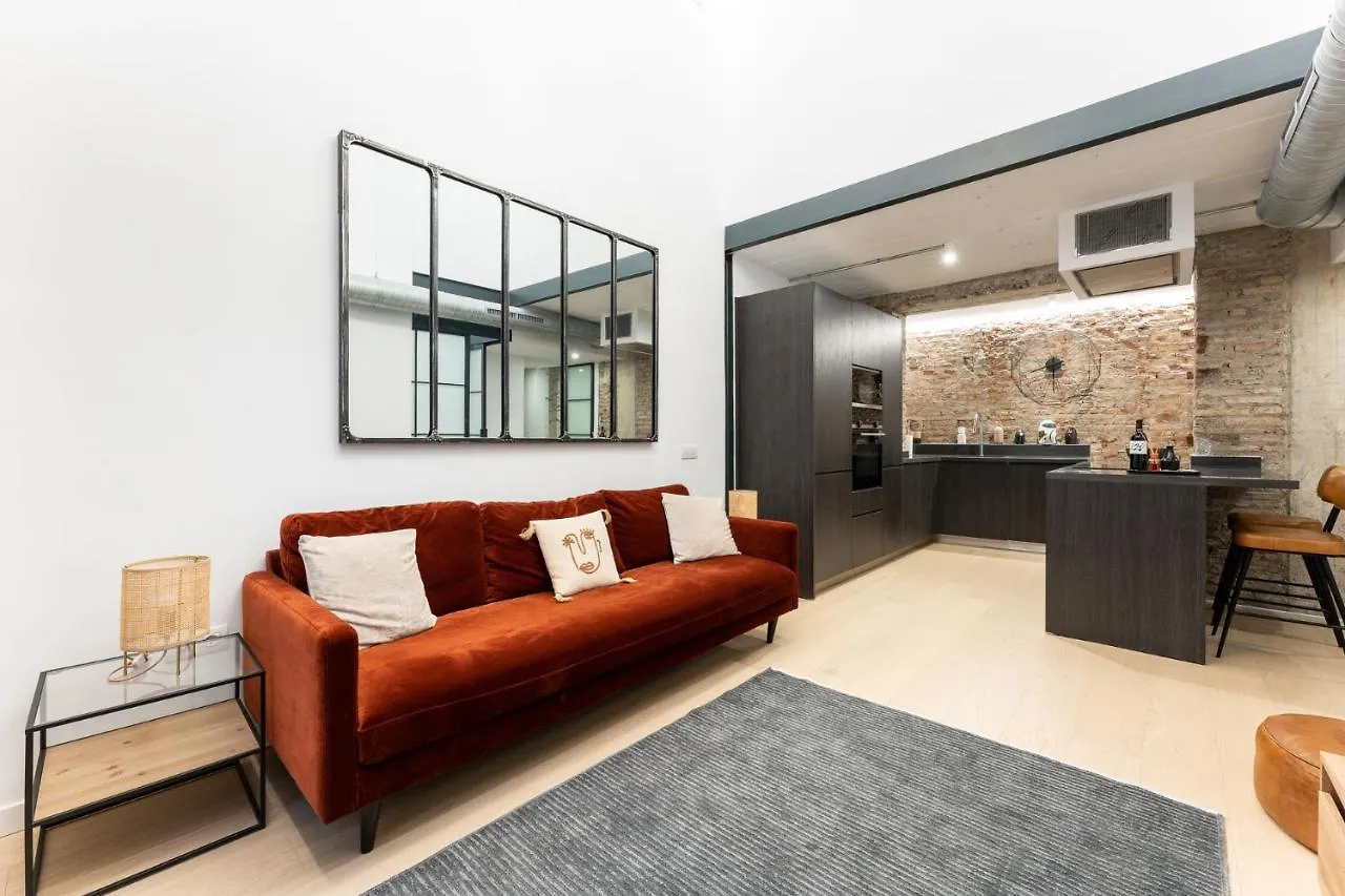 High Ceiling Gem In Heart Of Malaga Historic District Apartment